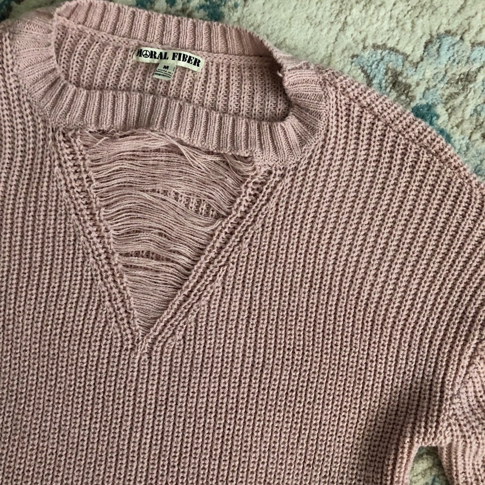 Adorable light pink sweater